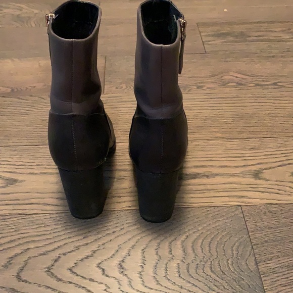 Black and Tan Aldo leather boots size 7.5 - Picture 3 of 5